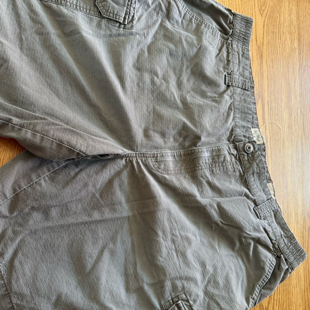 Redhead Tan Cargo Shorts